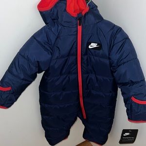 Brand new Nike midnight navy snowsuit size 9M